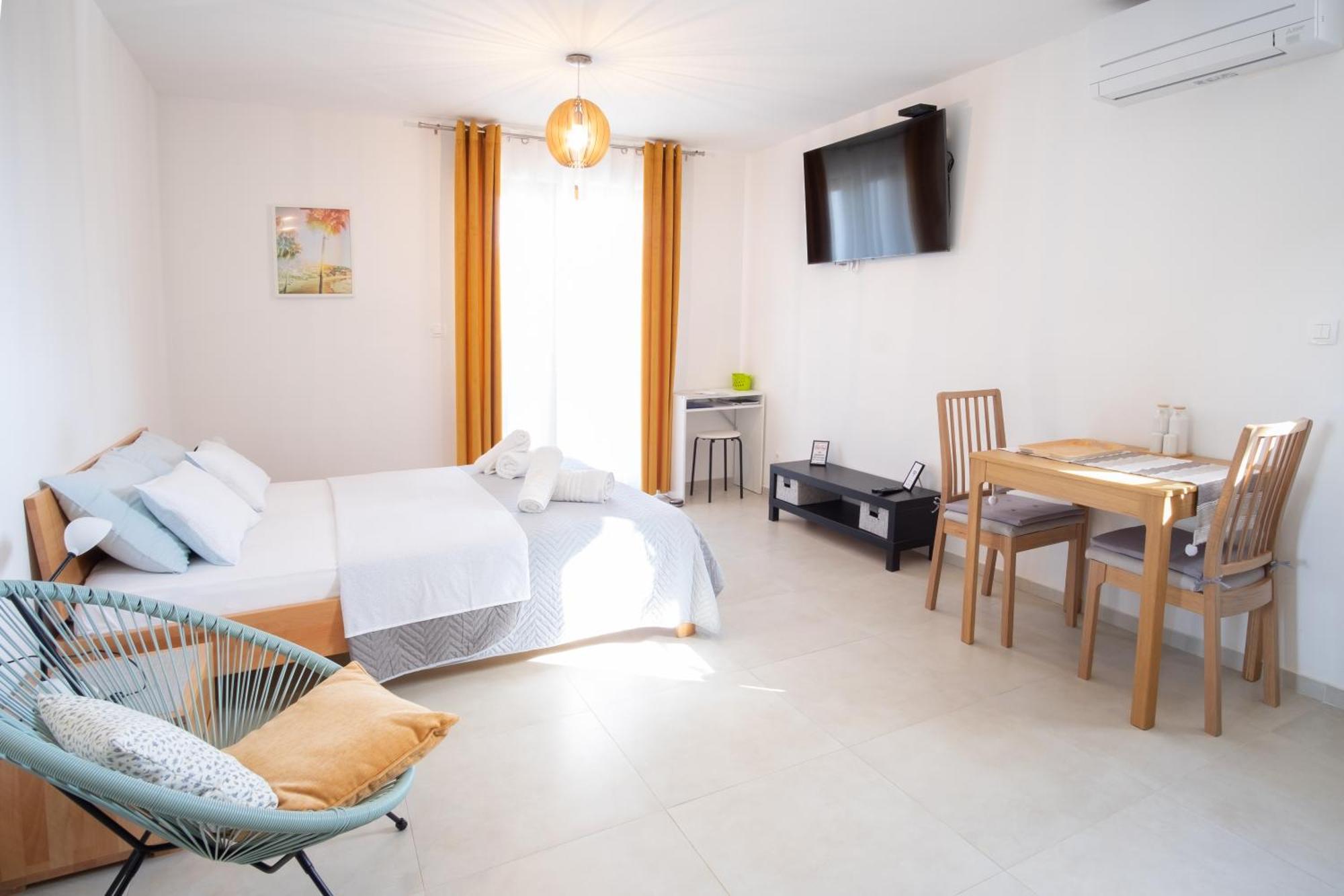 Apartments Grape ピロヴァッツ エクステリア 写真