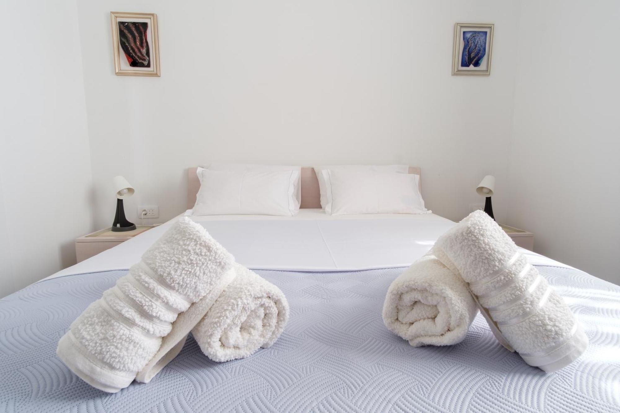 Apartments Grape ピロヴァッツ エクステリア 写真